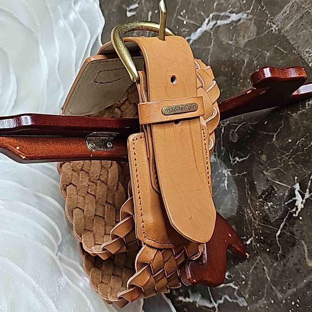 "Madden Girl" Braided Faux Leather Belt. Womens Size: X-Large or 7/8